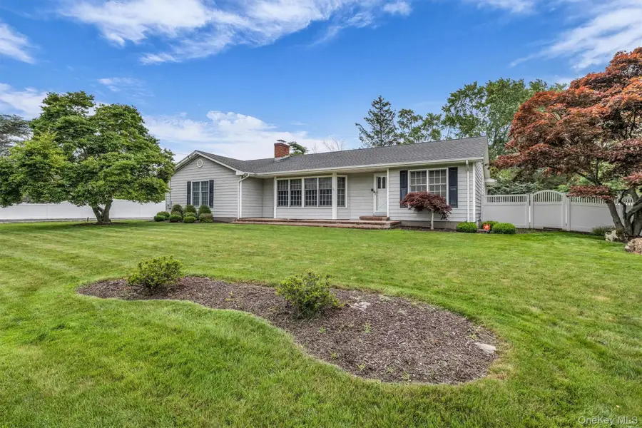 383 Munsell Road, East Patchogue, NY 11772 - #2