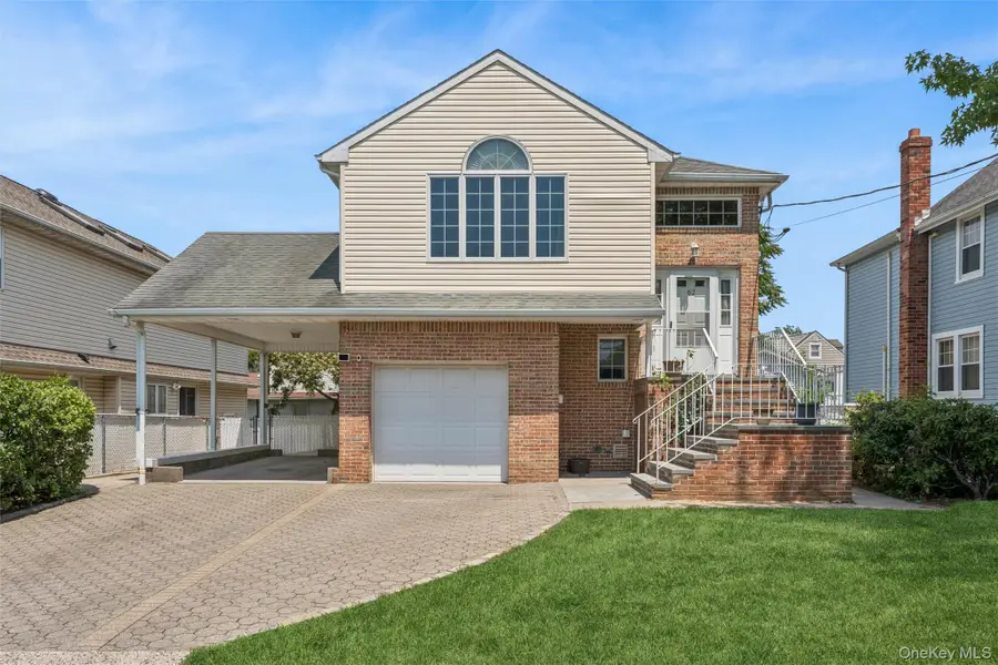 62 Crosby Avenue, Albertson, NY 11507 - #2