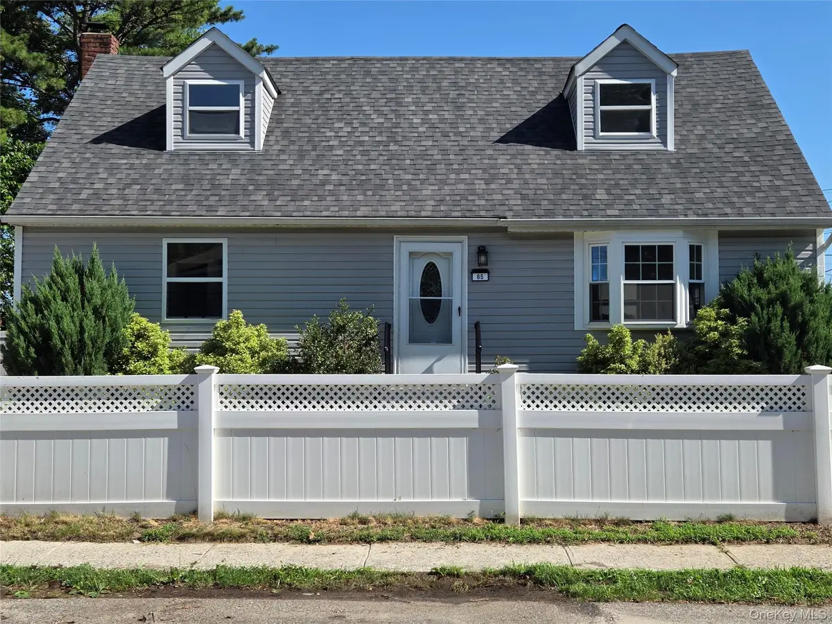 85 Schleigel Boulevard, South Farmingdale, NY 11735 - #1