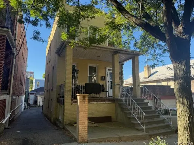 646 E 230th Street, Bronx, NY 10466 - #1