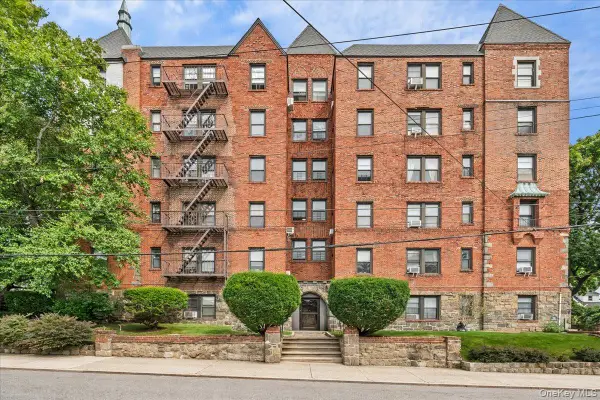 20 William Street #5J, Mount Vernon, NY 10552