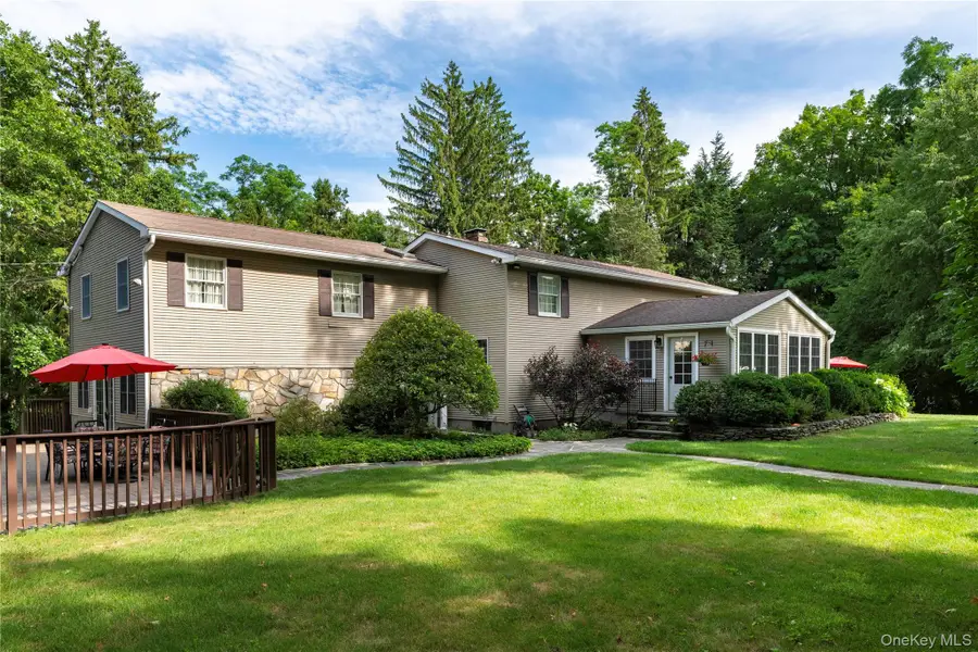60 Traver Road, Pleasant Valley, NY 12569 - #2