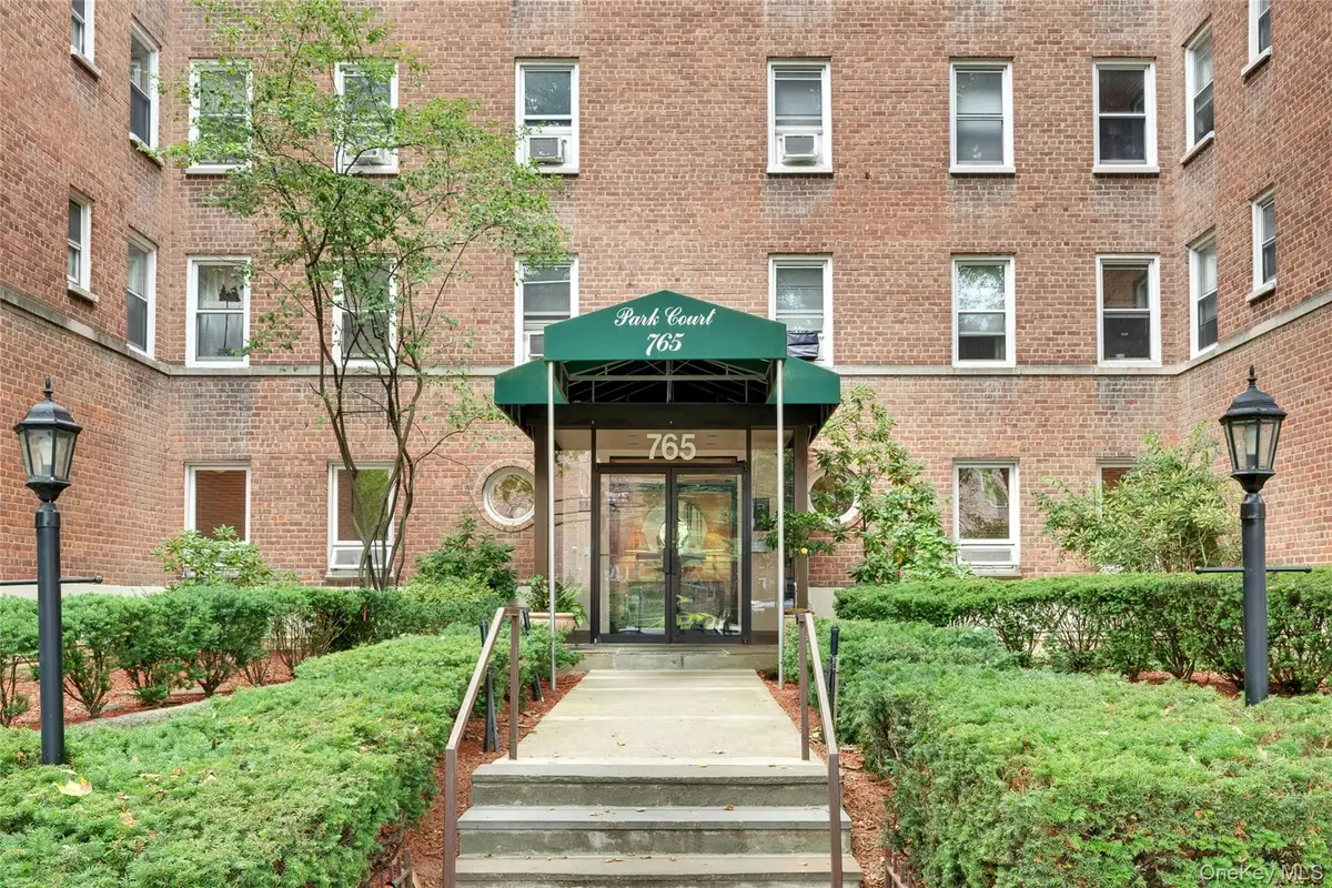 765 Bronx River Road #4A, Bronxville, NY 10708 - #1