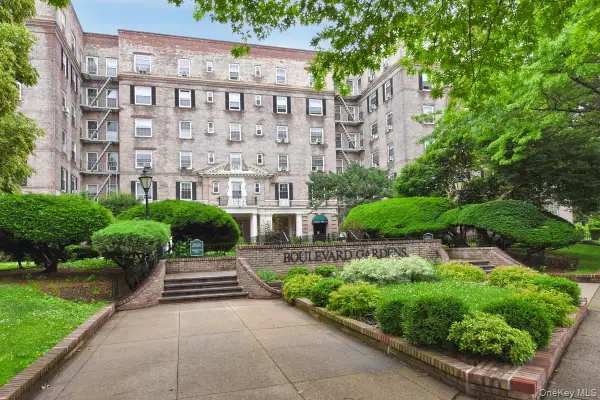 30-15 Hobart Street #4D, Woodside, NY 11377
