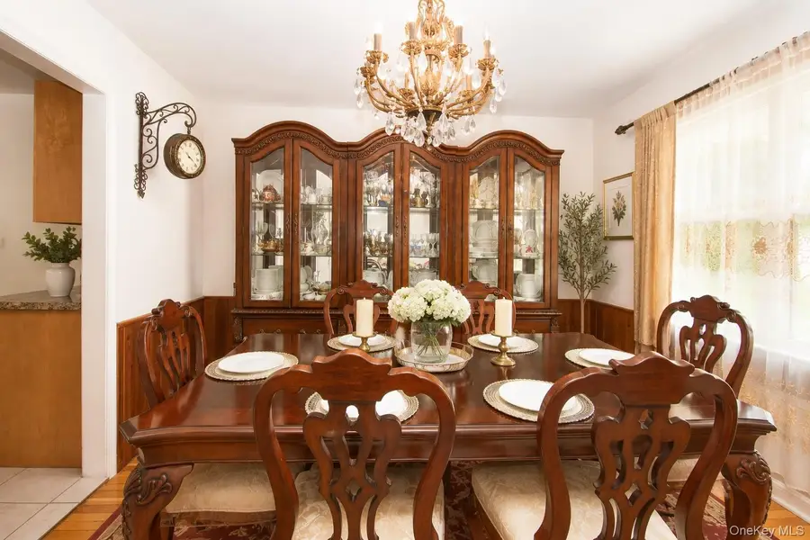 12 Princeton Drive, Dix Hills, NY 11746 - #3