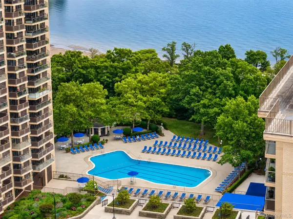 18-05 215th Street #16H, Bayside, NY 11360