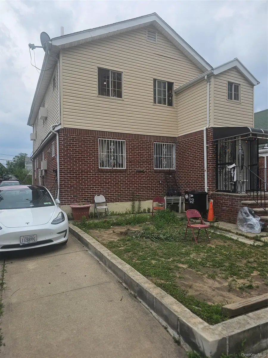 5742 159th Street, Fresh Meadows, NY 11365 - #2