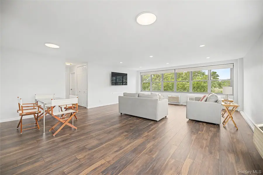 56 Doyer Avenue #6A, White Plains, NY 10605 - #2