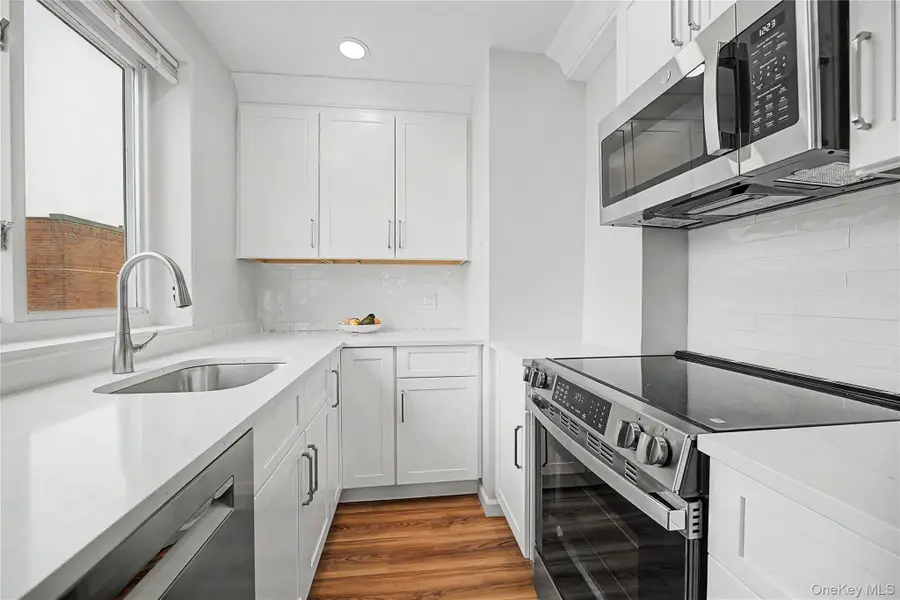 56 Doyer Avenue #6A, White Plains, NY 10605 - #3