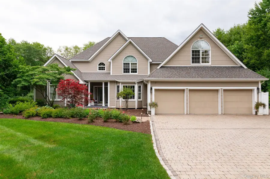 8 Glen Brook Court, Wappingers Falls, NY 12590 - #2