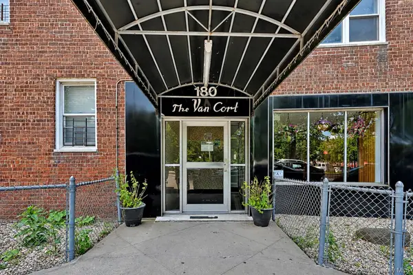180 Van Cortlandt Park S #5C, Bronx, NY 10463