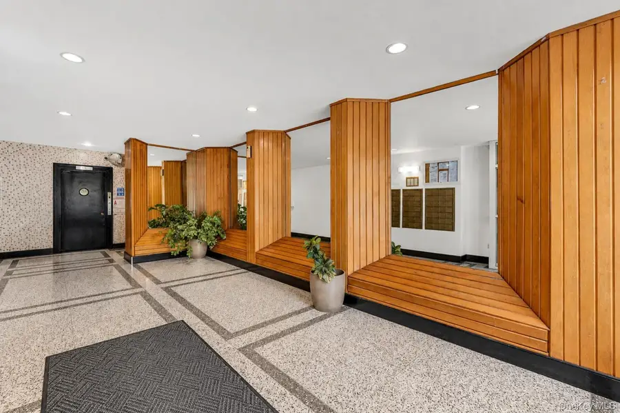 180 Van Cortlandt Park S #5C, Bronx, NY 10463 - #2