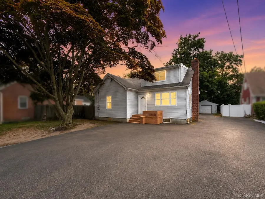 806 Mount Avenue, Wyandanch, NY 11798 - #2