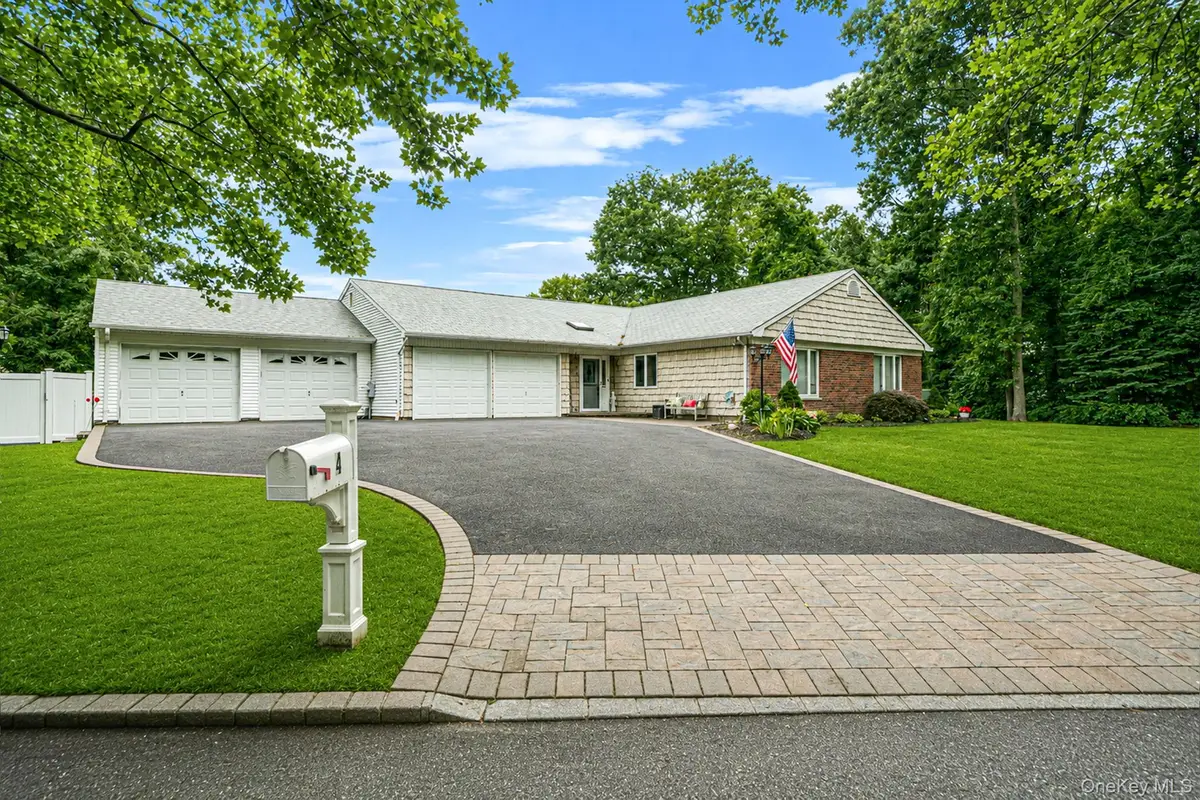 4 Missouri Avenue, Mount Sinai, NY 11766 - #1