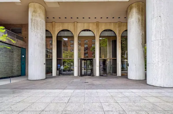 60 E 8th Street #18G, New York (Manhattan), NY 10003
