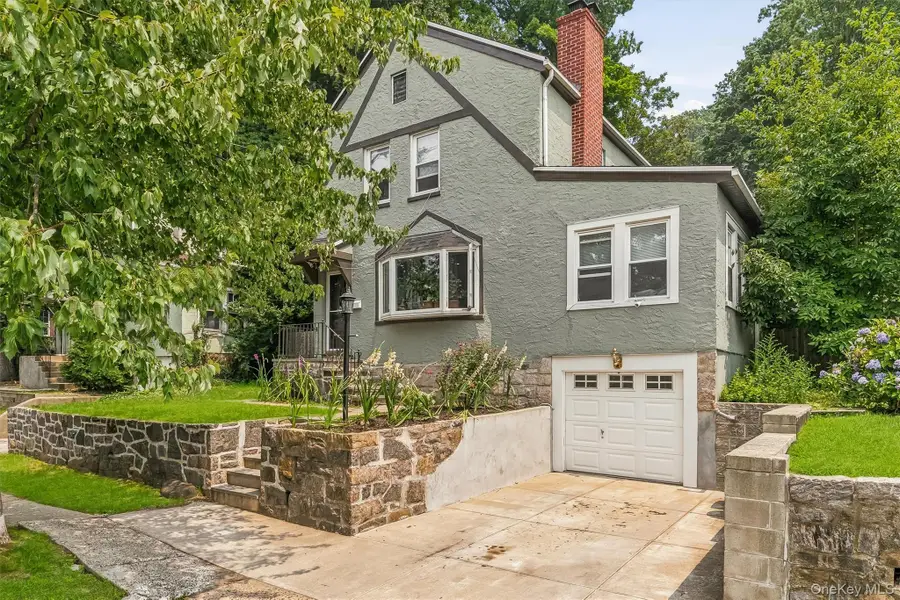 218 Sedgwick Avenue, Yonkers, NY 10705 - #3