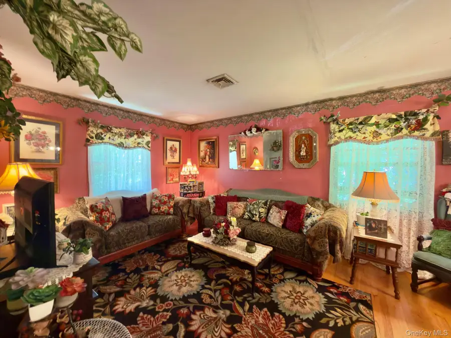 26 W Cookingham Drive, Staatsburg, NY 12580 - #3