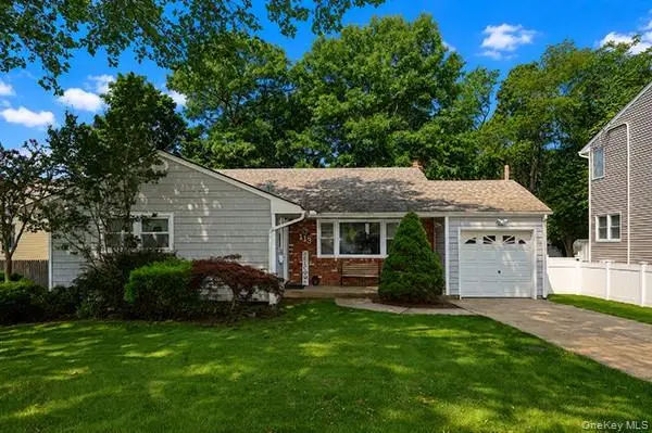 113 Iceland Drive, South Huntington, NY 11746