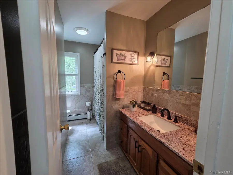 34 Greenshire Way, Walden, NY 12586 - #3