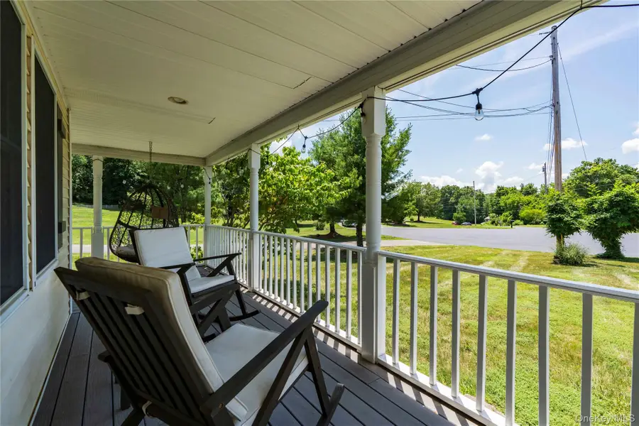 24 Robyn Drive, Marlboro, NY 12542 - #2