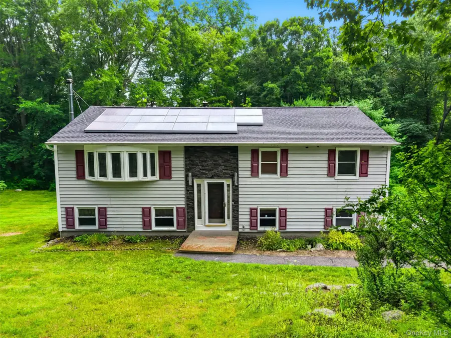 27 Casse Court, Mahopac, NY 10541 - #2