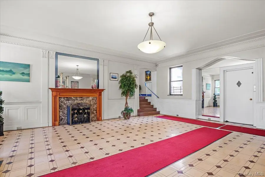 170-40 Highland Avenue #401, Jamaica, NY 11432 - #2