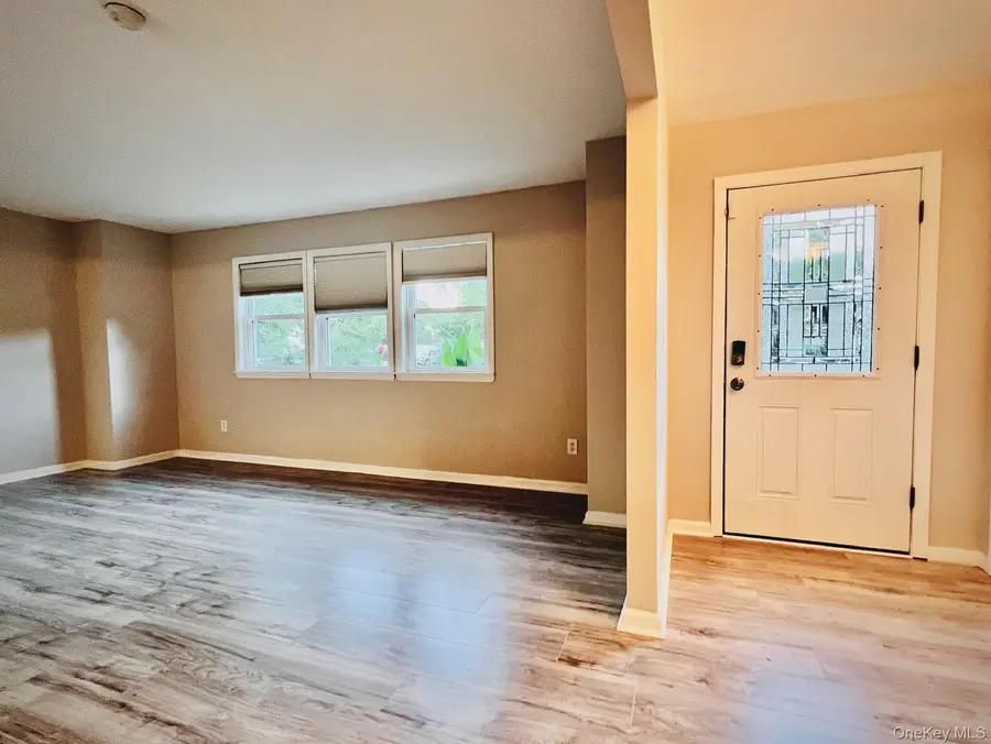 10 Summercress Lane, Coram, NY 11727 - #2