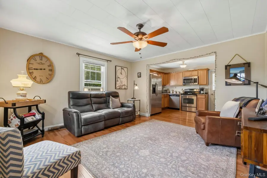 19 Oak Ridge Drive, Putnam Valley, NY 10579 - #3