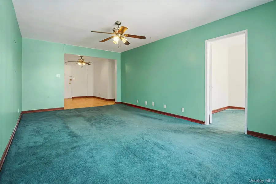 7510 Yellowstone Boulevard #5L, Rego Park, NY 11374 - #2
