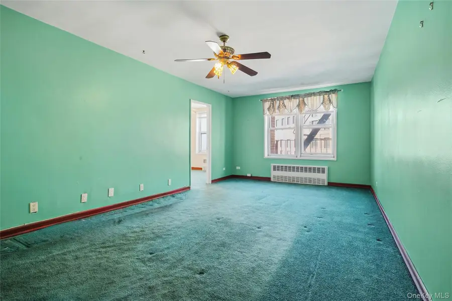 7510 Yellowstone Boulevard #5L, Rego Park, NY 11374 - #3