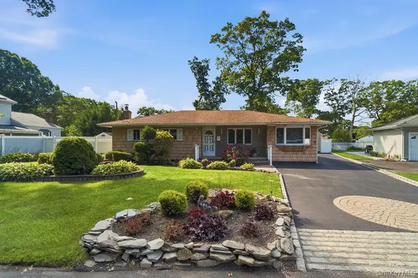 432 Wildwood Road, Ronkonkoma, NY 11779