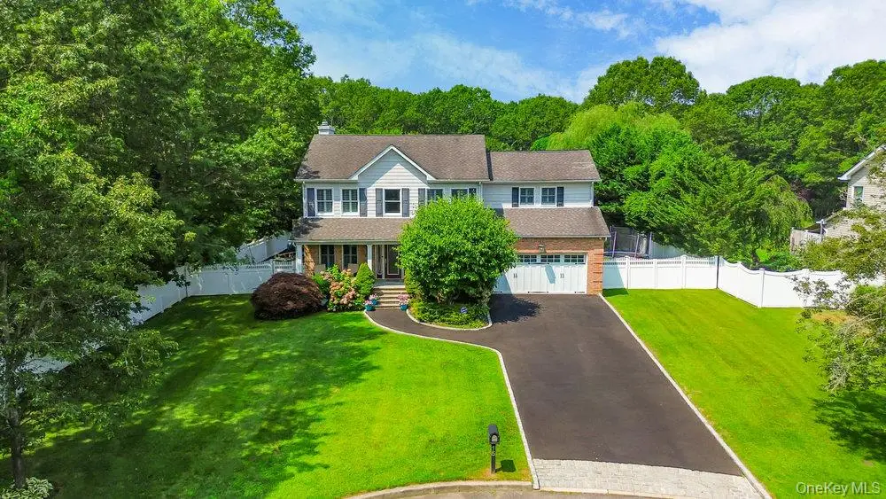 15 Victoria Court, Oakdale, NY 11769 - #1