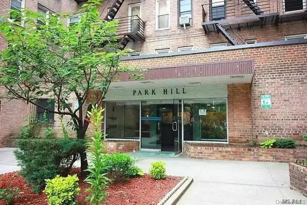 42-45 Kissena Boulevard #6B, Flushing, NY 11355