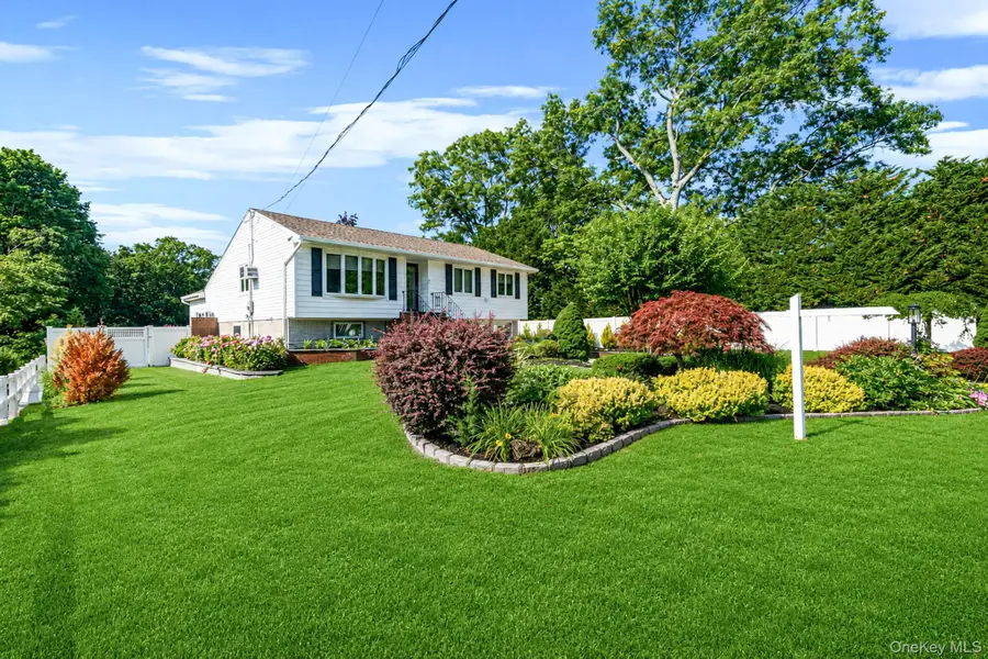 22 Milburn Road, Centereach, NY 11720 - #2