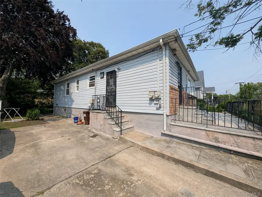 2944 Bayswater Avenue, Far Rockaway, NY 11691 - #3