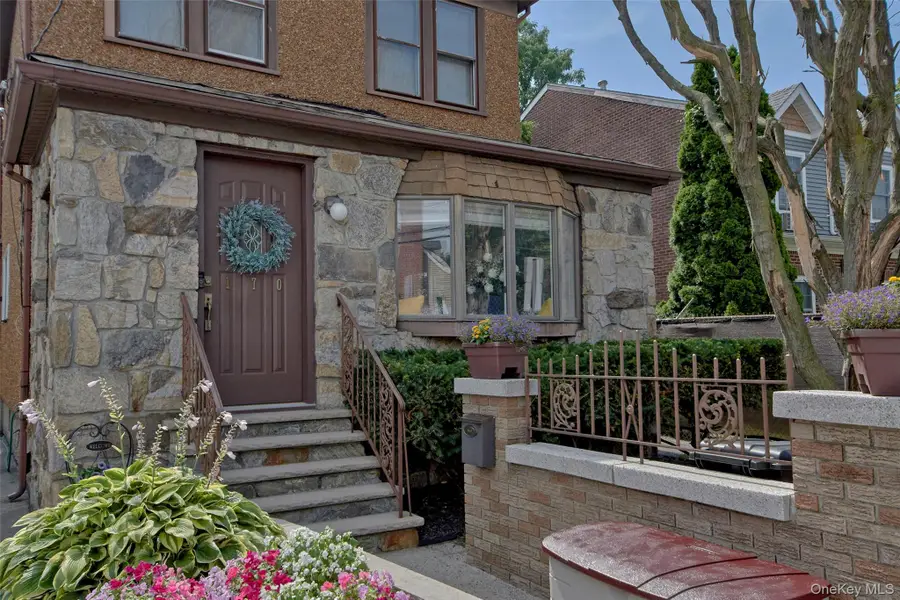 170 Trenchard Street, Yonkers, NY 10704 - #2