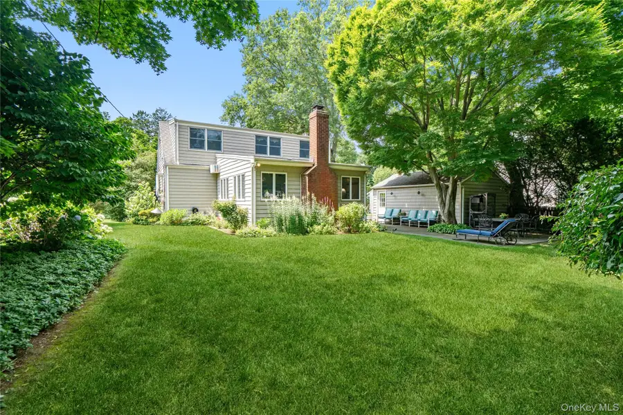 21 Circle Drive, Glen Cove, NY 11542 - #3