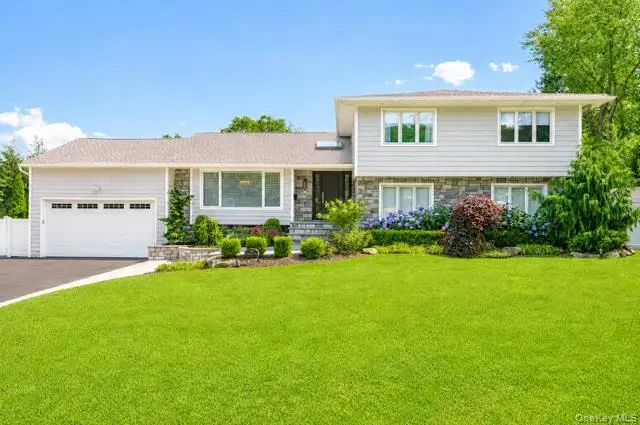 15 Pound Ridge Road, Plainview, NY 11803 - #1