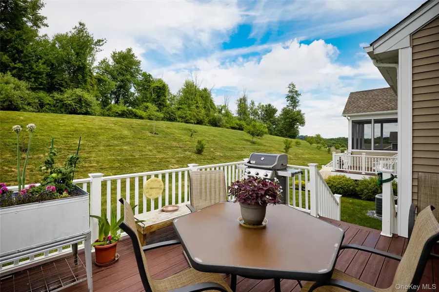 36 Farmington Road, Wappingers Falls, NY 12590 - #3