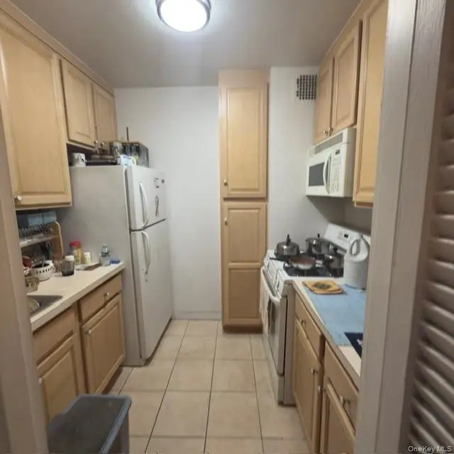 665 Thwaites Place #5X, Bronx, NY 10467 - #3