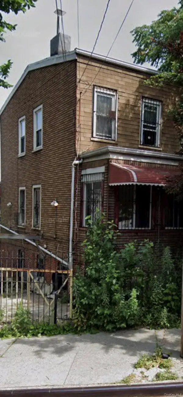 3035 Albany Crescent, Bronx, NY 10463