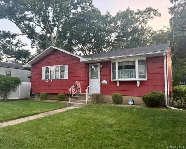 Address Withheld By Seller, West Babylon, NY 11704 - #1