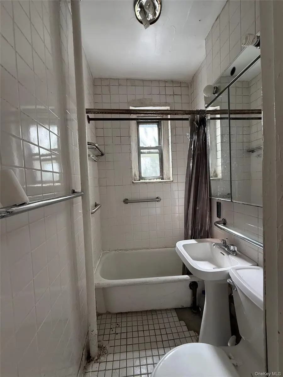 2167 33rd Street #3H, Astoria, NY 11105 - #3