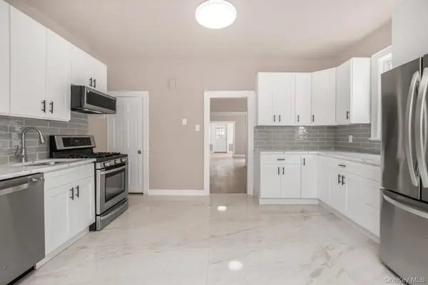 427 Taylor Avenue, Bronx, NY 10473