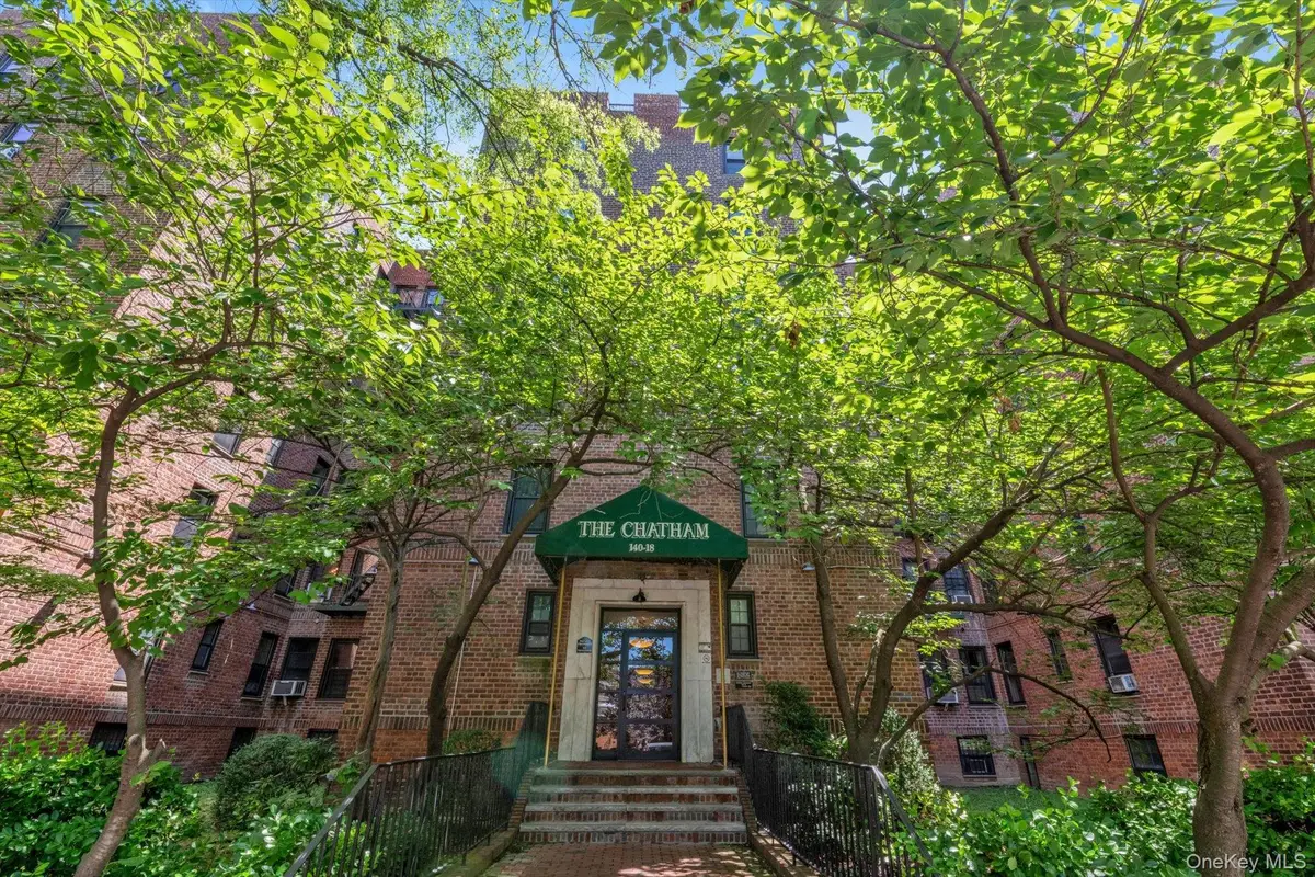 140-18 Burden Crescent #305, Briarwood, NY 11435 - #1