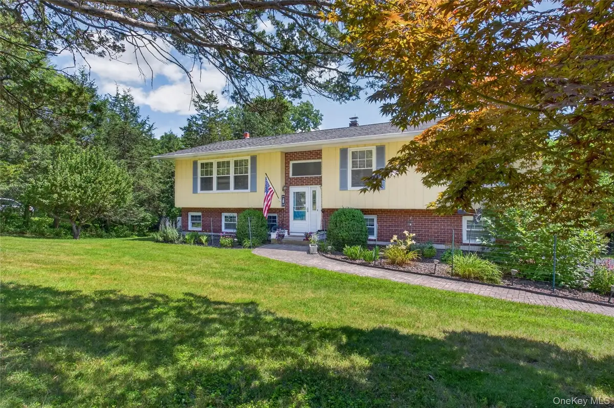 6 Gail Lane, Poughquag, NY 12570 - #1