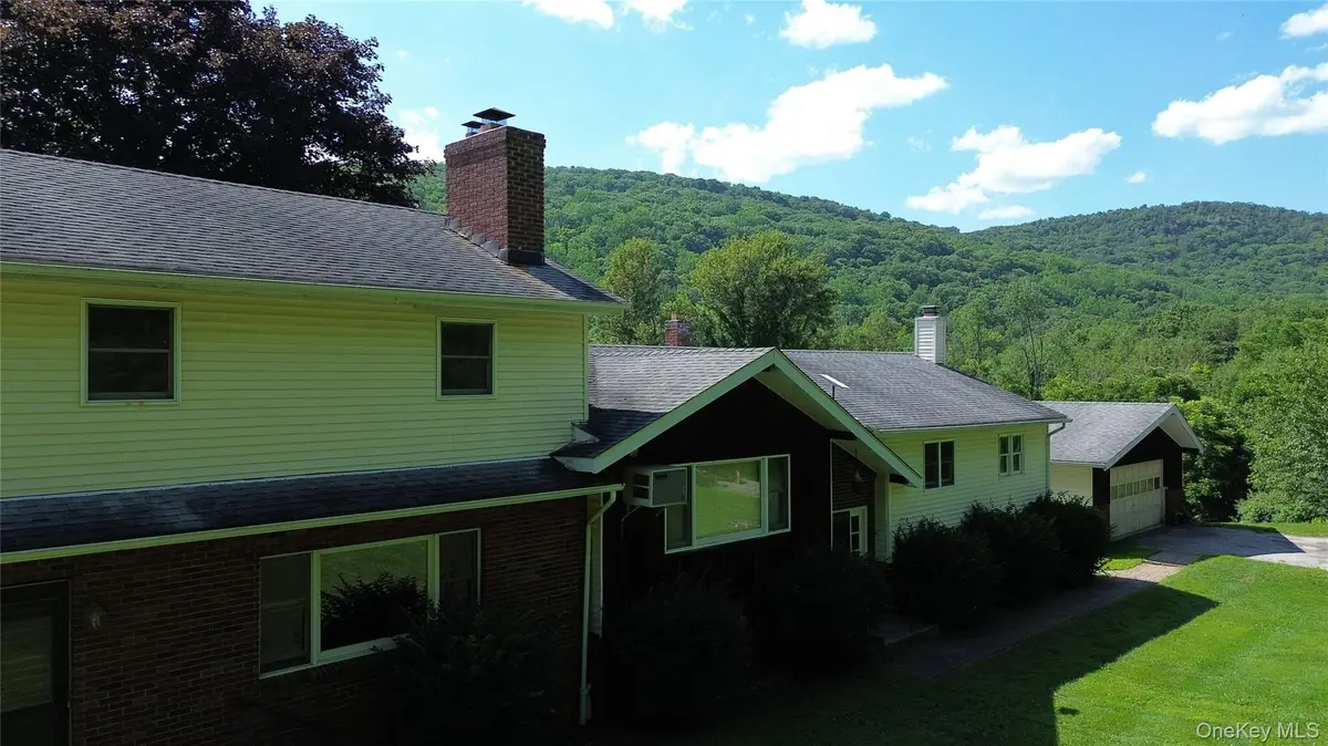 357 W Dover Road, Pawling, NY 12564 - #1