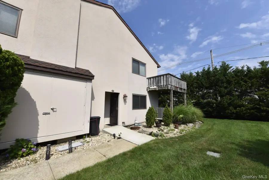 1 Anchorage Way #1501, Freeport, NY 11520 - #3