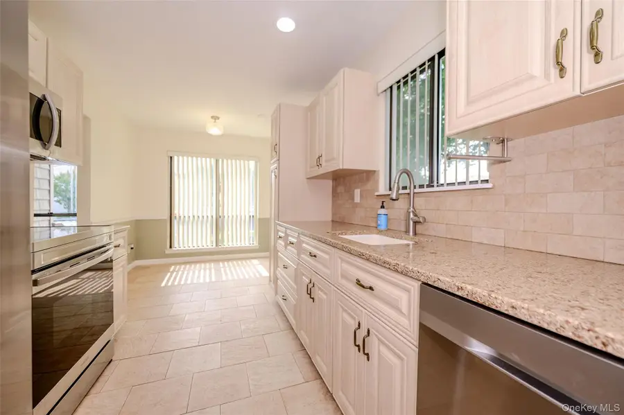 12 Stanford Court #A, Wantagh, NY 11793 - #3