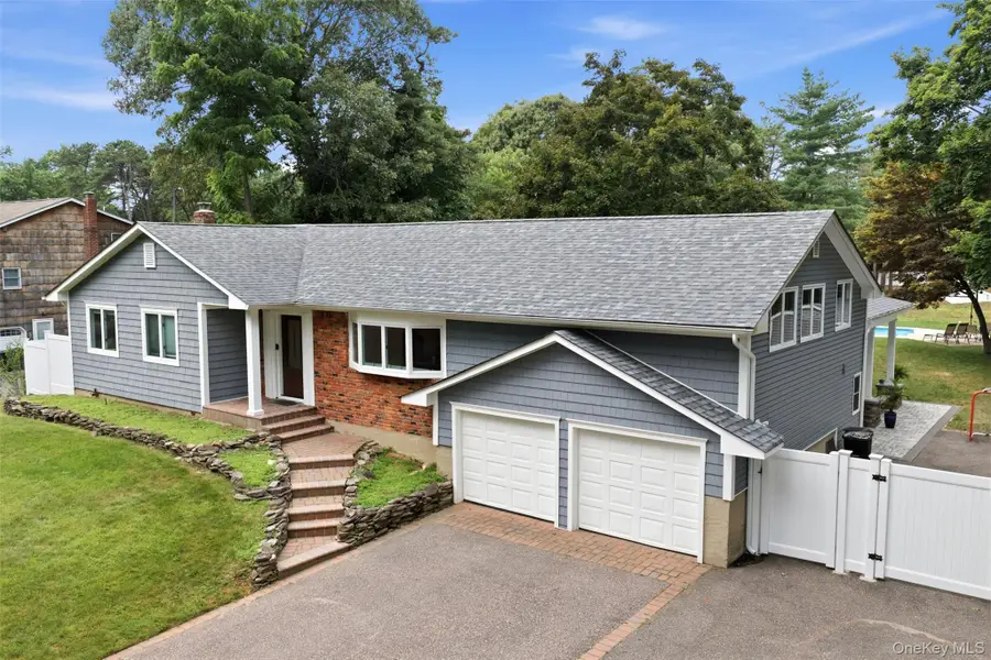 18 Millet Street, Dix Hills, NY 11746 - #2